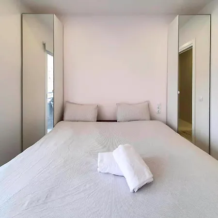 Paradise Suites *